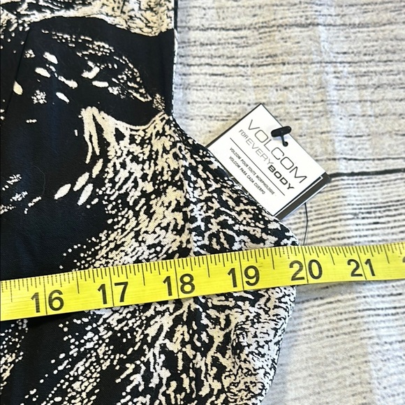 Volcom Sz Large Do Tell Button-Up Black and White Midi Dress • NWT! - Picture 13 of 15